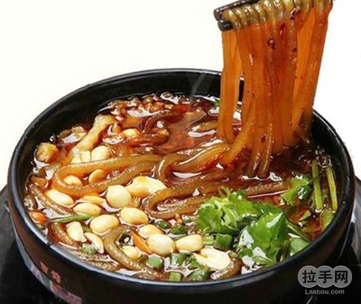 酸辣粉哪里学？桥缘香免费教学与培训基地全解析